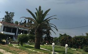 Saint Ioannis Apartments On The Beach